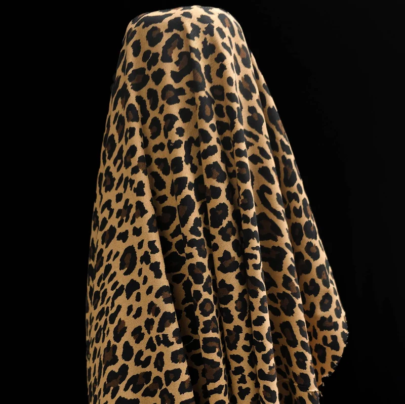 Challis de Rayonne | Imprimé léopard | 124 cm | FIN DE ROULEAU