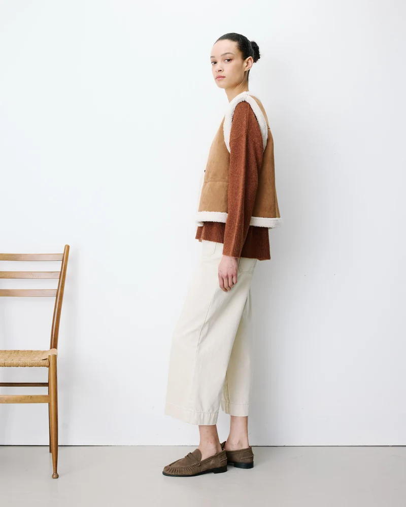 Veste sans manches en fausse shearling col V coffee Anya