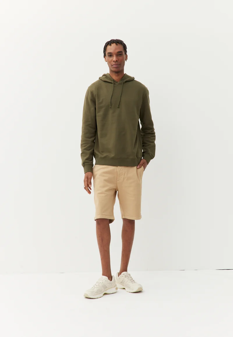 Le short classique