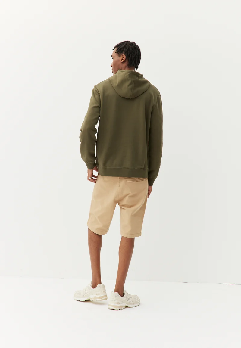 Le short classique