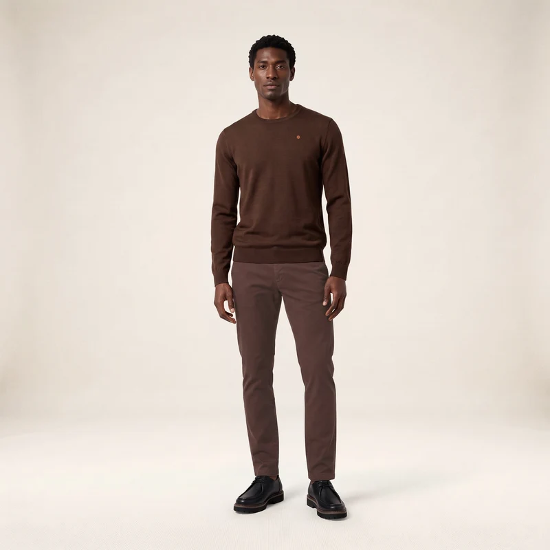 Pull col rond mérinos en laine mélangée marron brownie Mao Essentiel