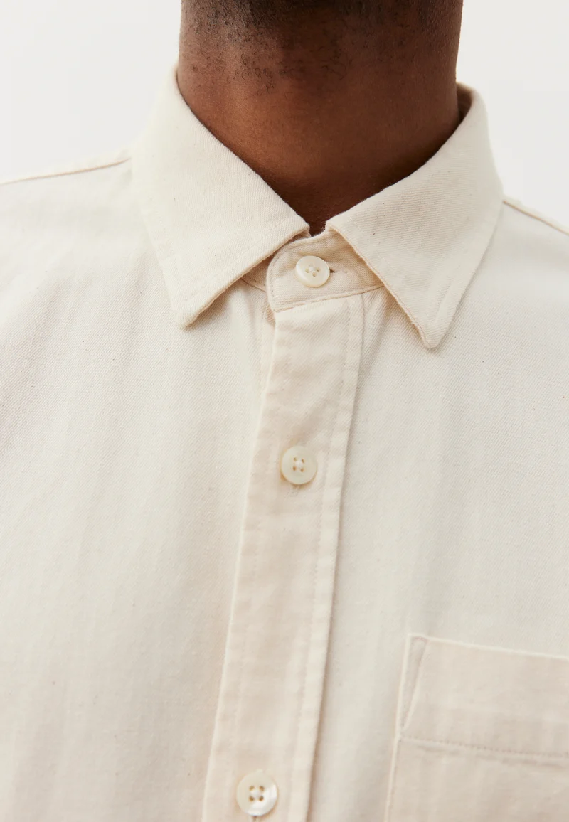 La chemise en jean