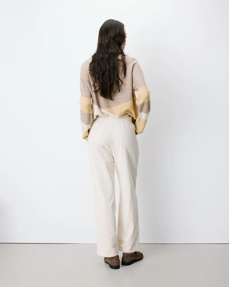 Pantalon velours côtelé taille ajustable ecru Liberty