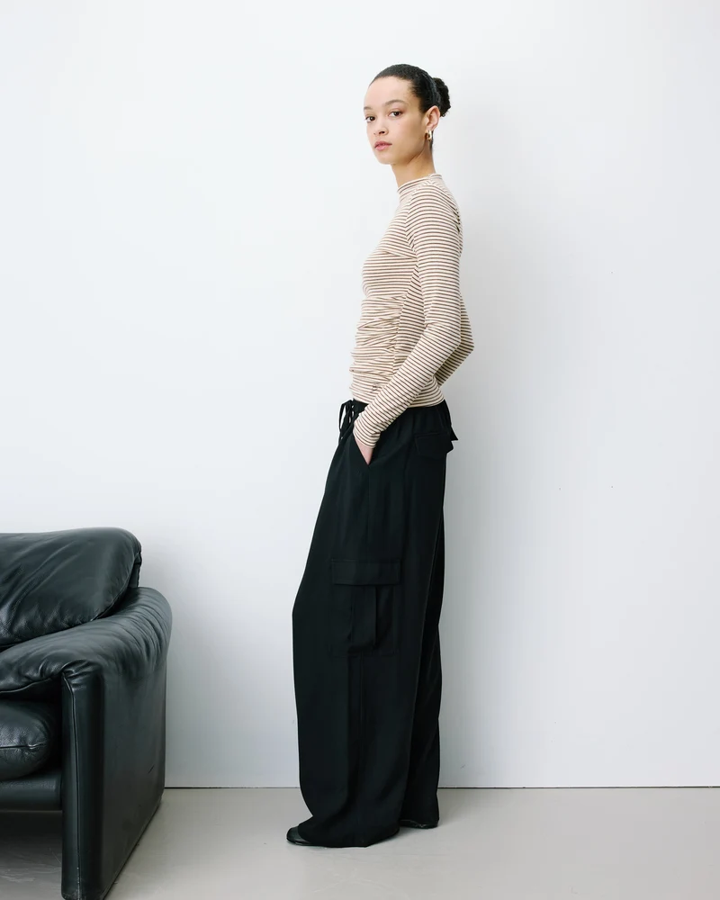 Pantalon cargo oversize taille haute noir Anvar
