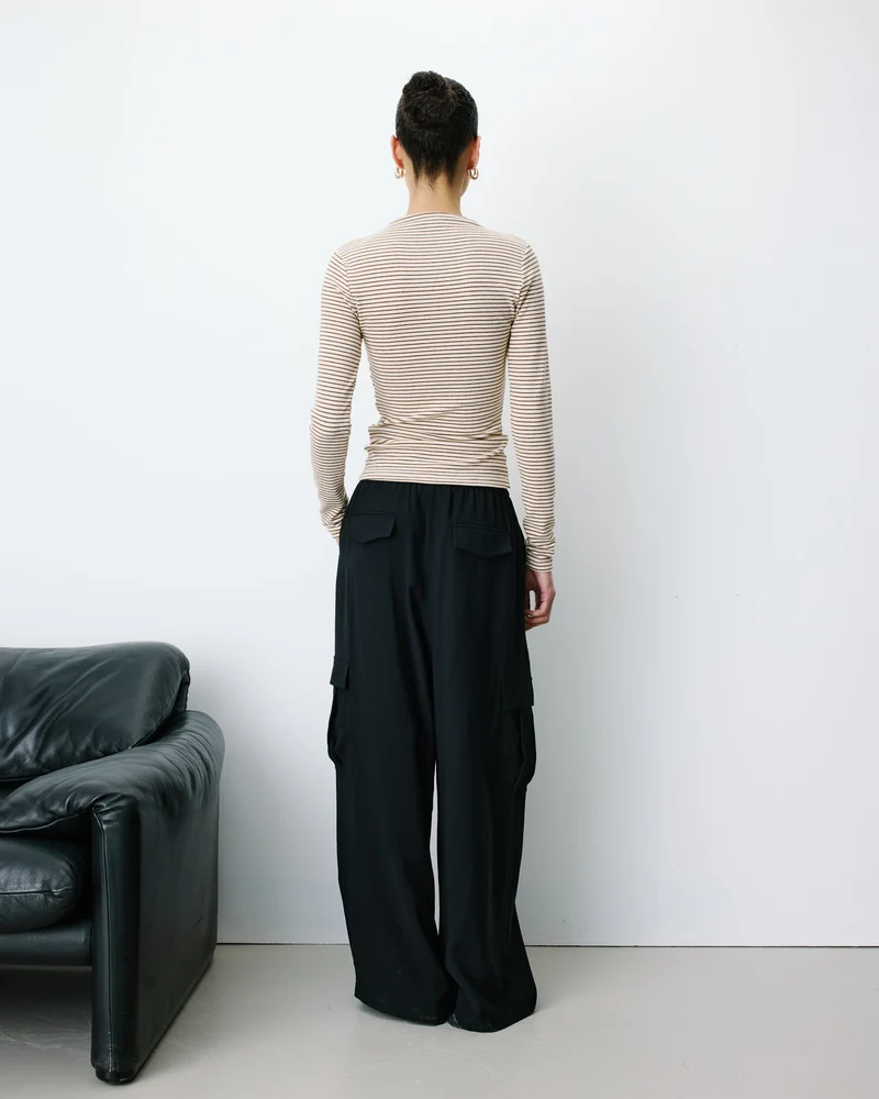 Pantalon cargo oversize taille haute noir Anvar