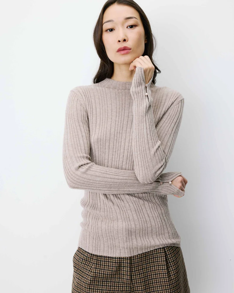 Pull maille fine près du corps col montant mocha Aloe