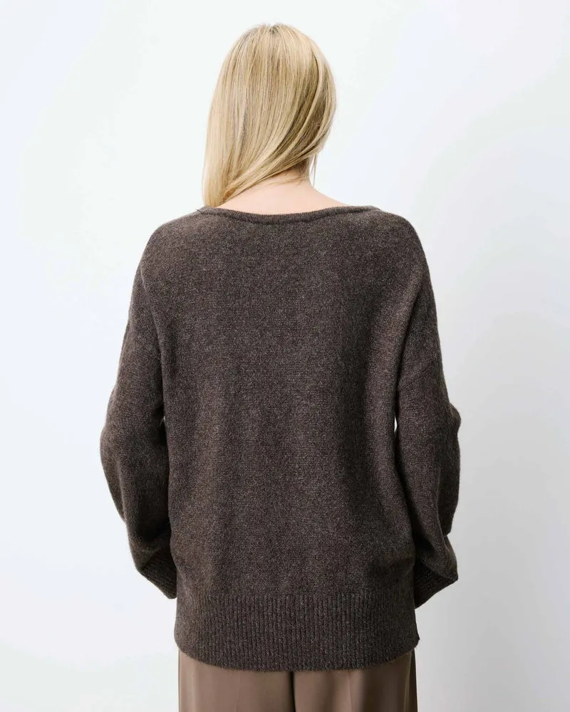 Pull ample col V en maille lurex chocolat Salvador