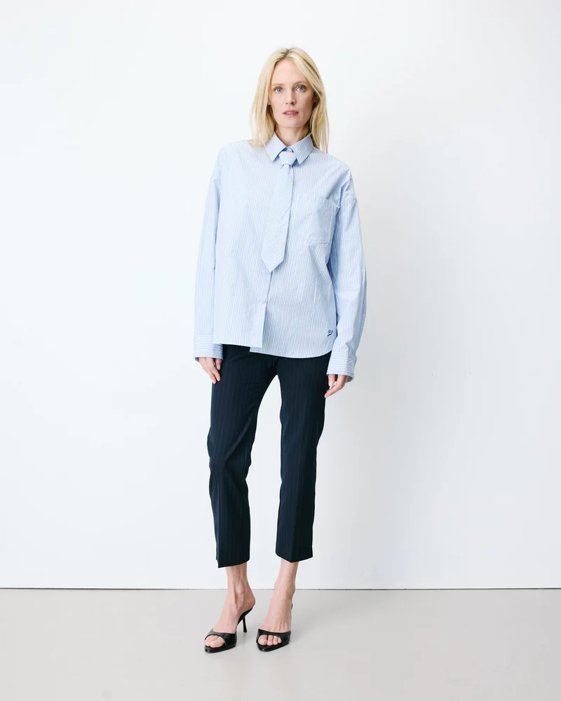 Chemise rayée oversize à cravate amovible ciel Athena