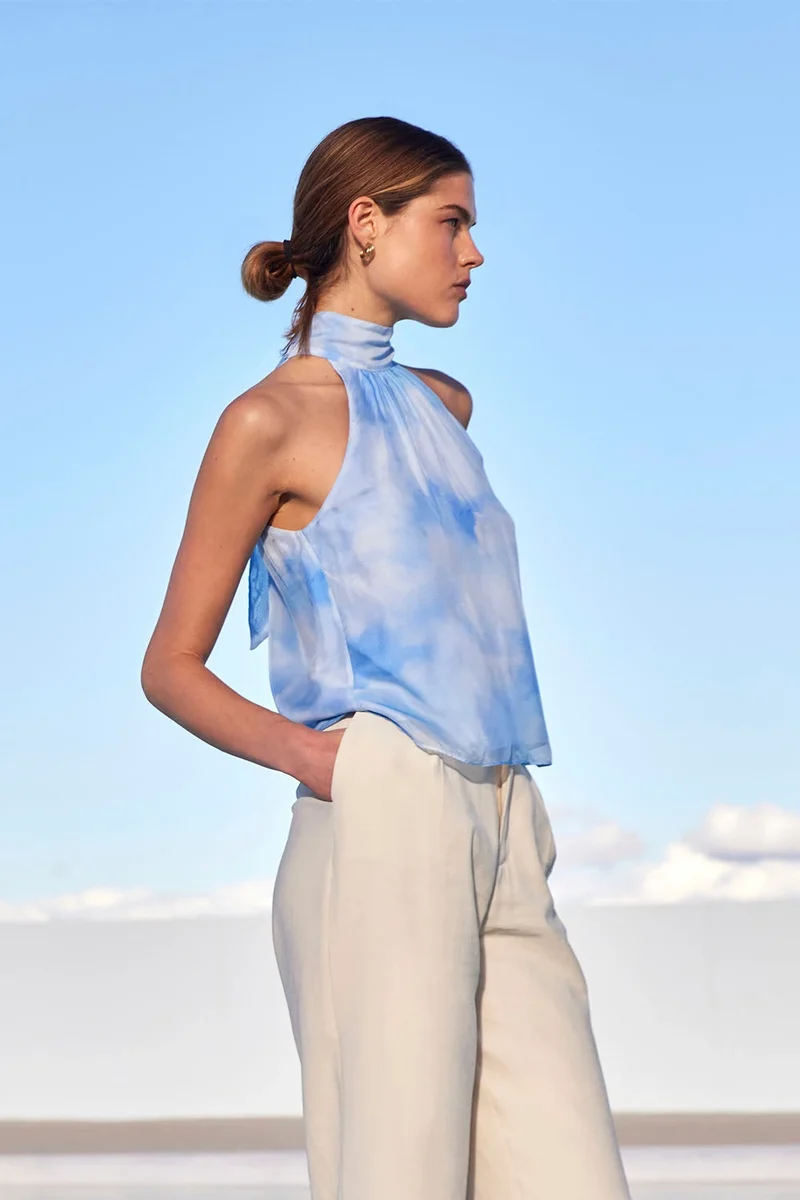 Top Gala Soi x Lily Loves Fashion