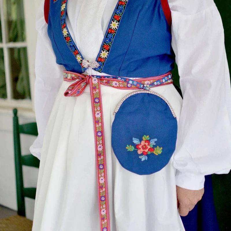 PATRON DE COUTURE PDF | 147 Bunad norvégien | Folkwear