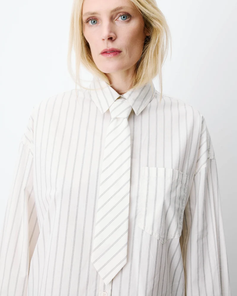 Chemise oversize à cravate amovible ecru Athena