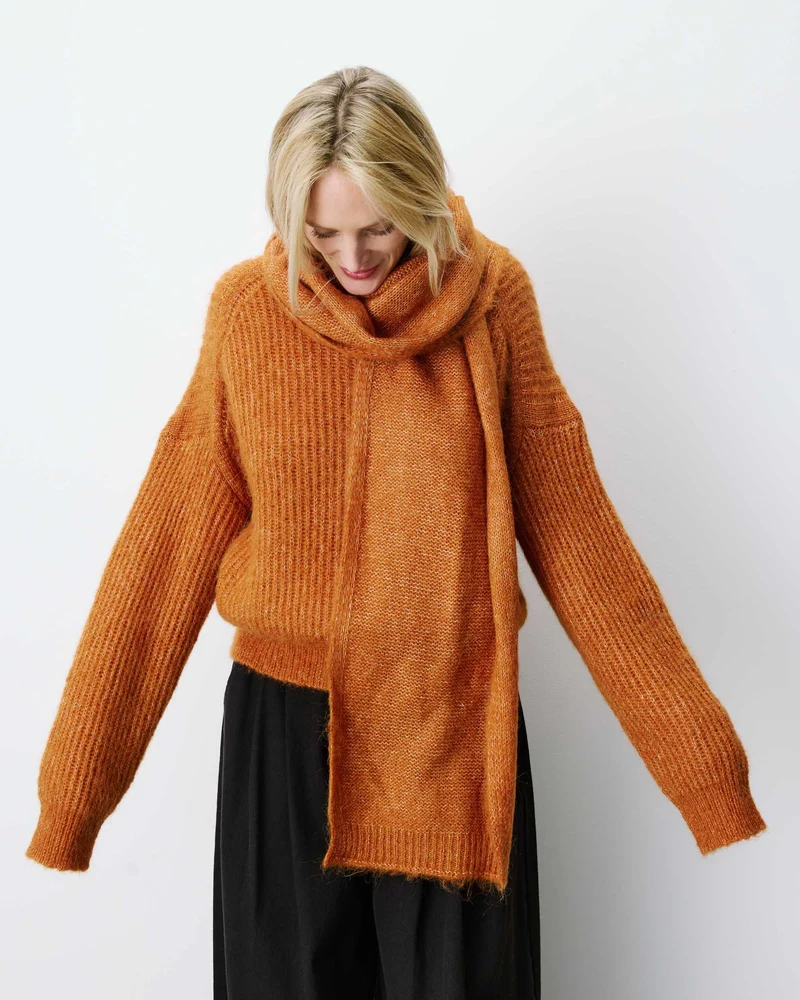 Écharpe tricotée en alpaga et laine mélangée camel Aglae