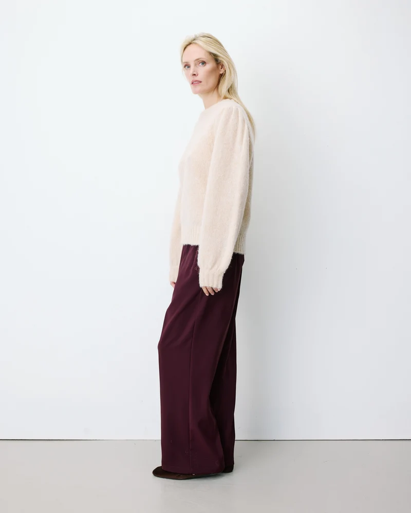 Pull en maille col rond épaules froncées beige Antoine