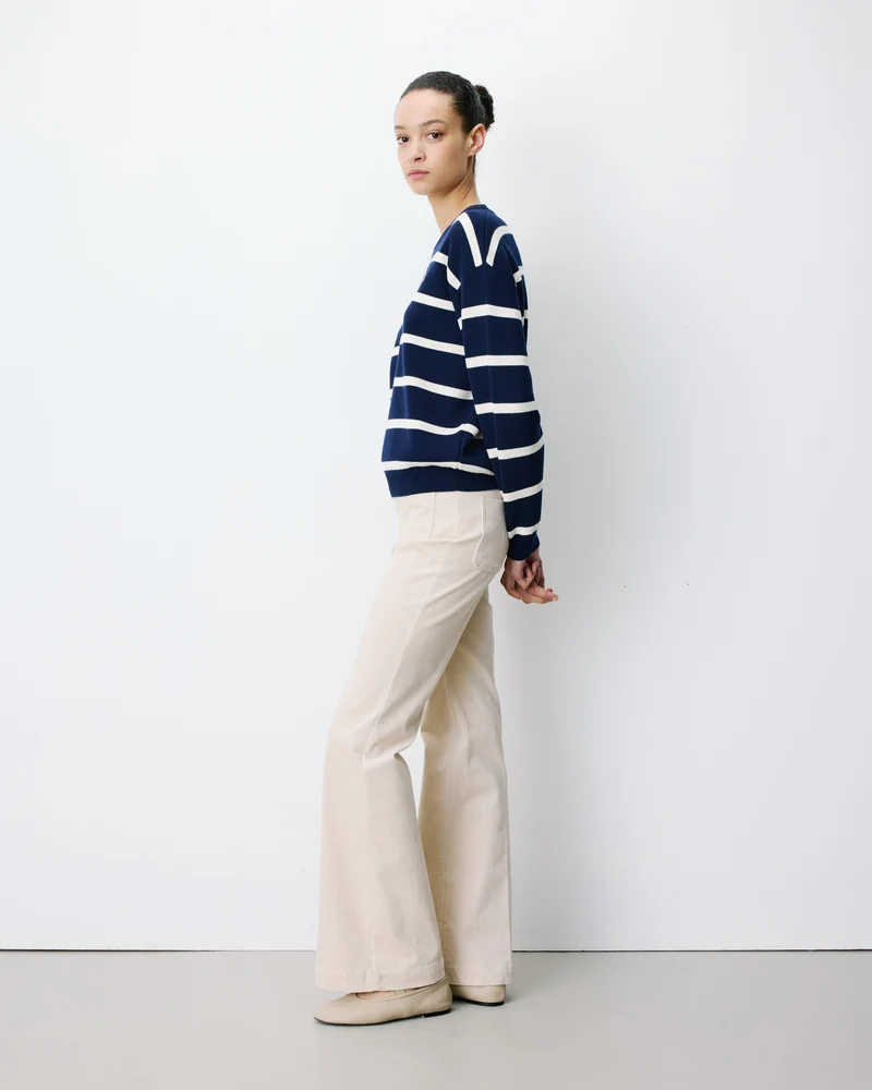 Pull à logo universitaire brodé marine Ashford