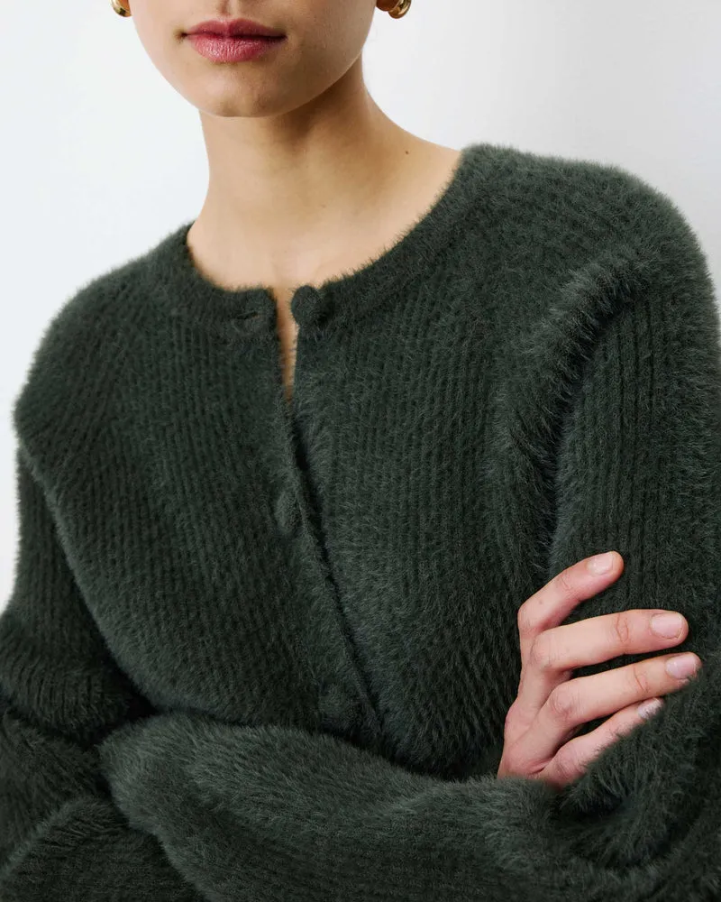 Cardigan doux col rond boutonné kaki Aleron