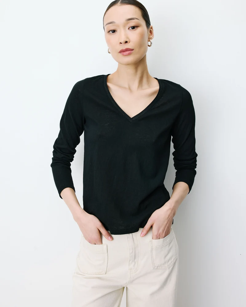 T-shirt manches longues col V noir Abricot