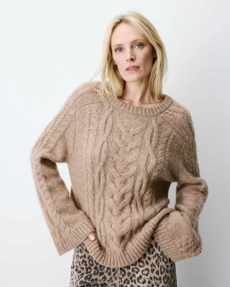 Pull torsadé à nouer au dos beige Arcelin