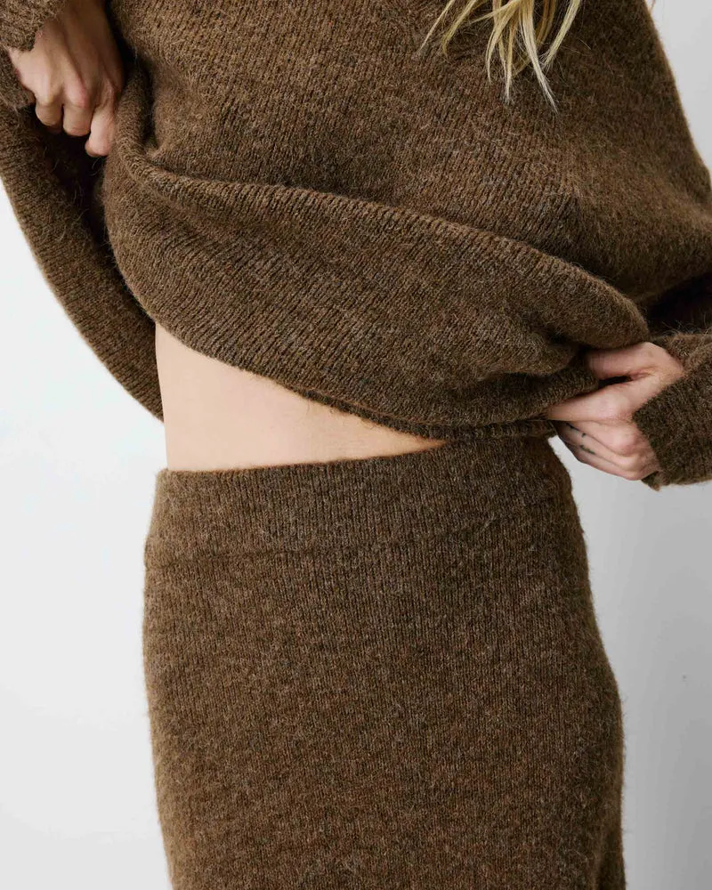 Jupe longue évasée en maille taille haute chocolat Aluna