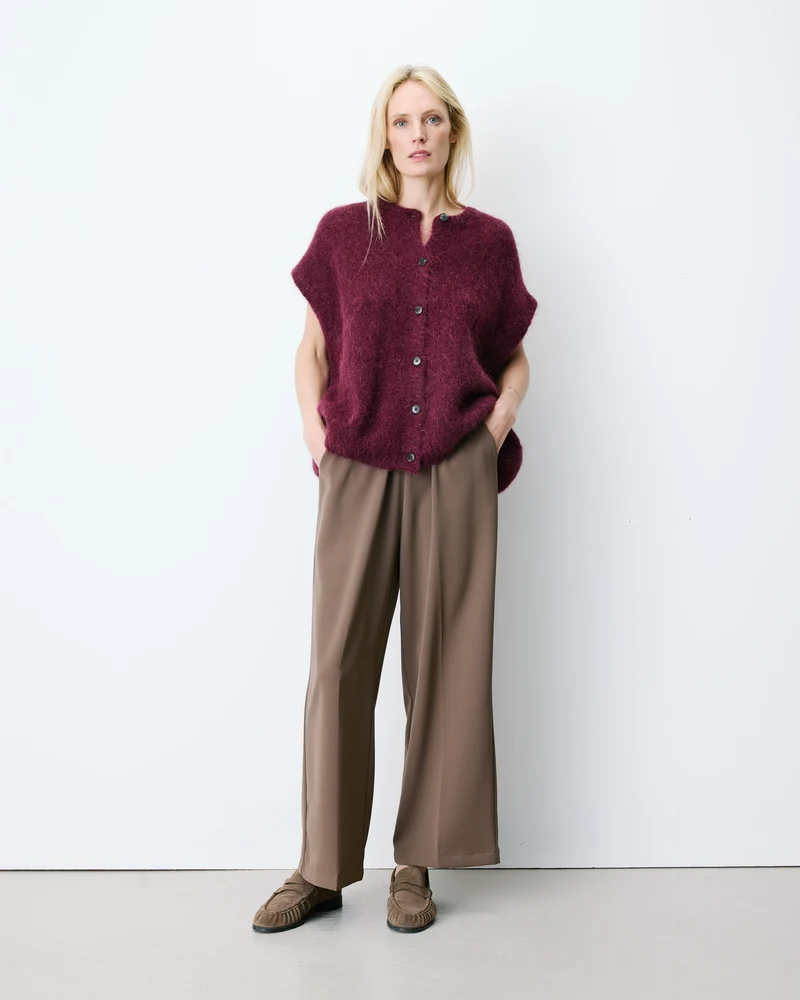 Cardigan loose sans manches col rond aubergine Addison