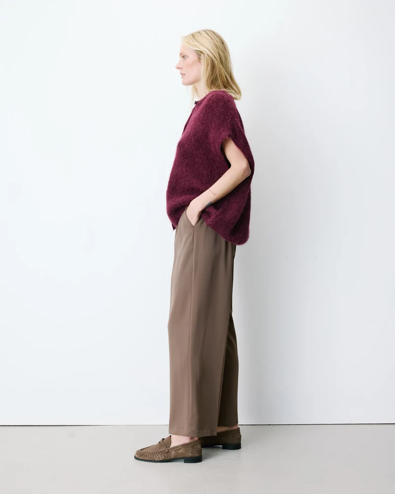 Cardigan loose sans manches col rond aubergine Addison