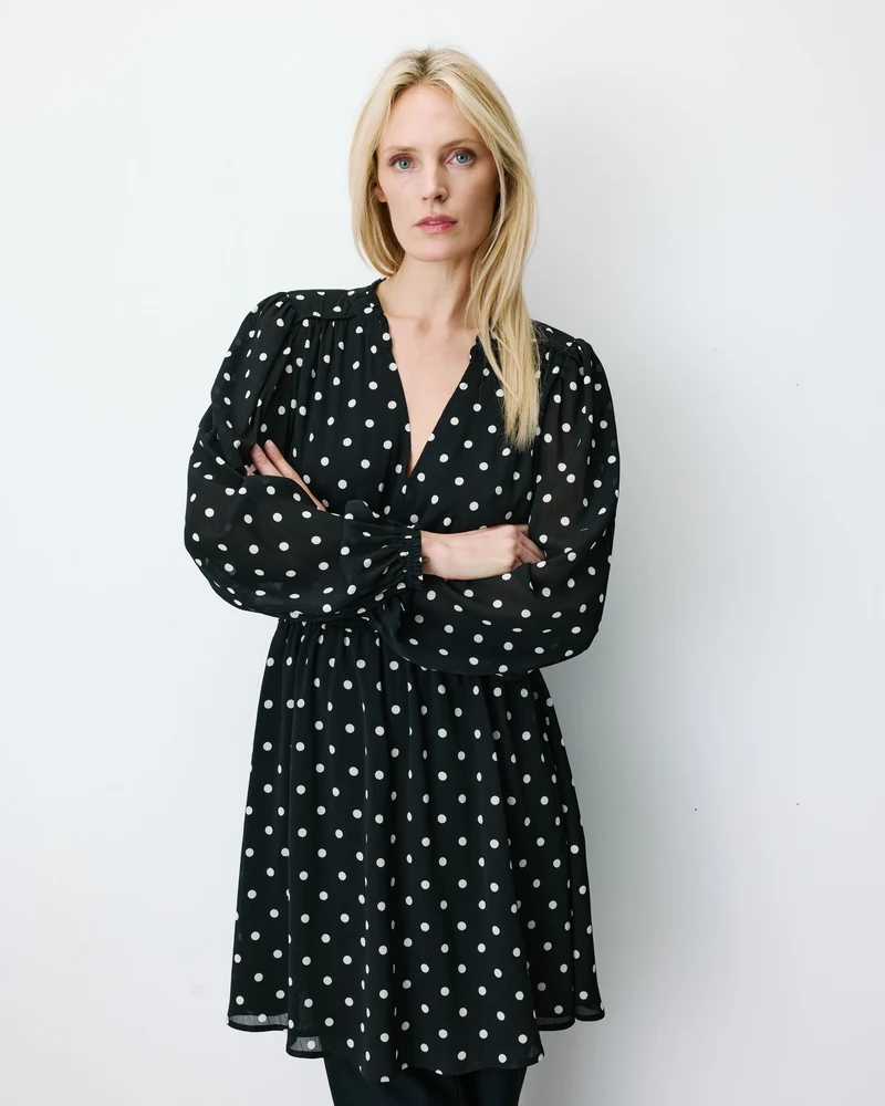 Robe courte fluide manches longues bouffantes pois Ailona