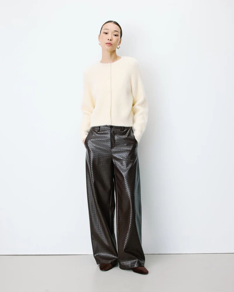Cardigan doux col rond boutonné vanille Aleron