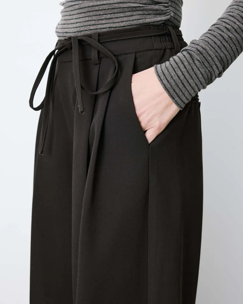 Pantalon tailleur ample ceinture nouable chocolat Ardoise