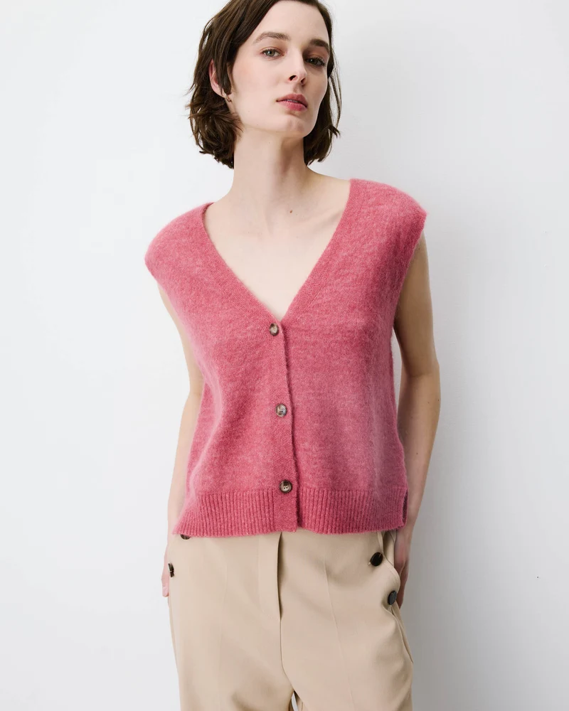 Cardigan sans manches boutonné col V blush Nars