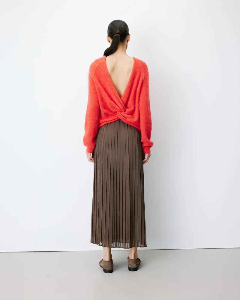 Pull ample en maille dos nu croisé sanguine Anthemis