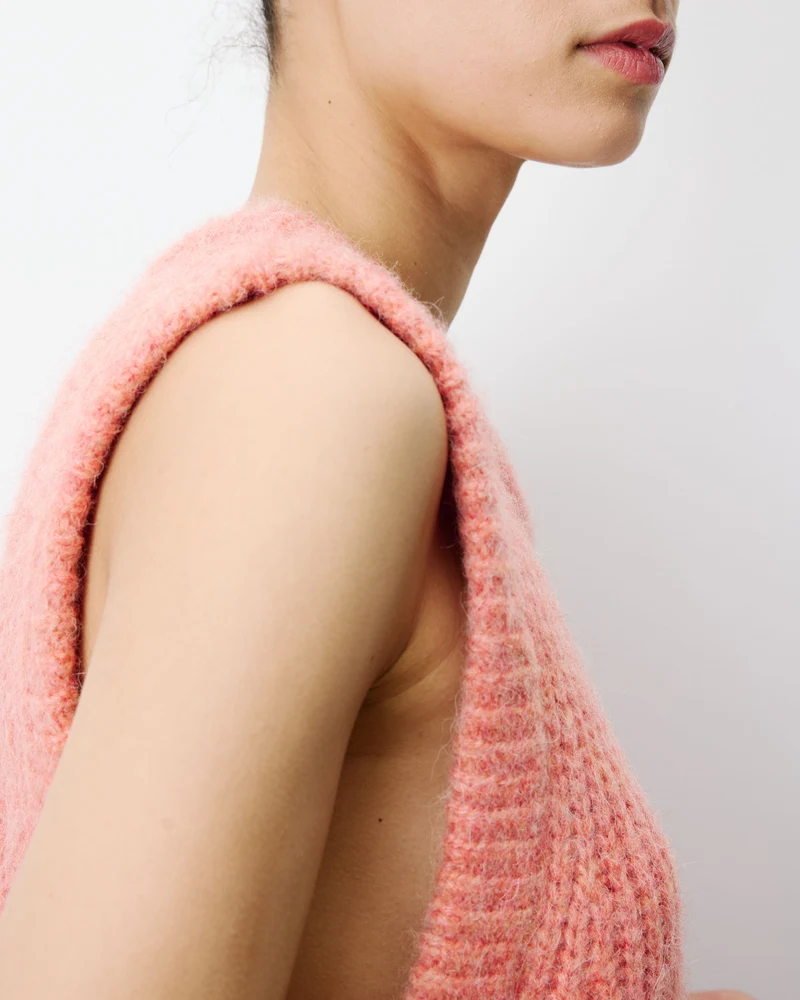 Pull sans manches en maille à nouer peche Argan