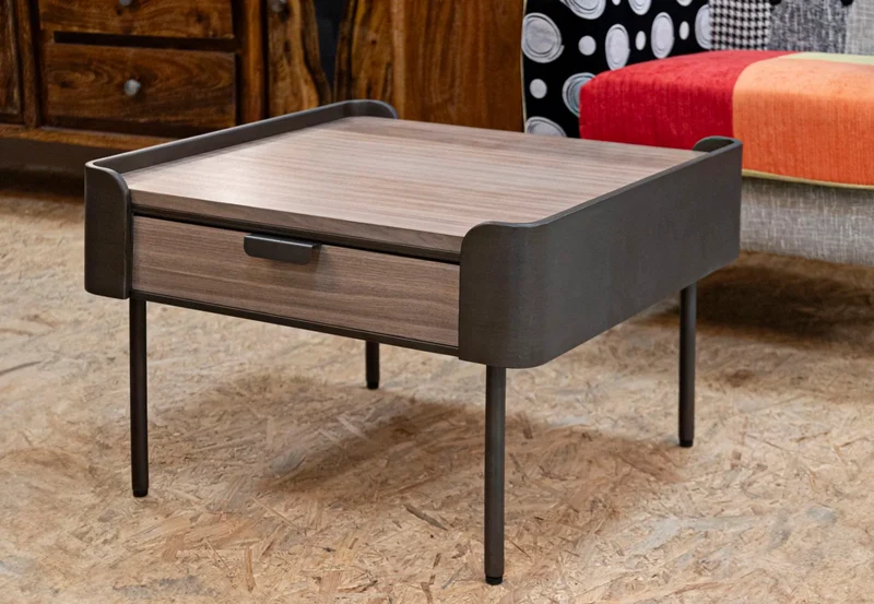 Table basse en bois avec tiroirs – Salon moderne Toronto