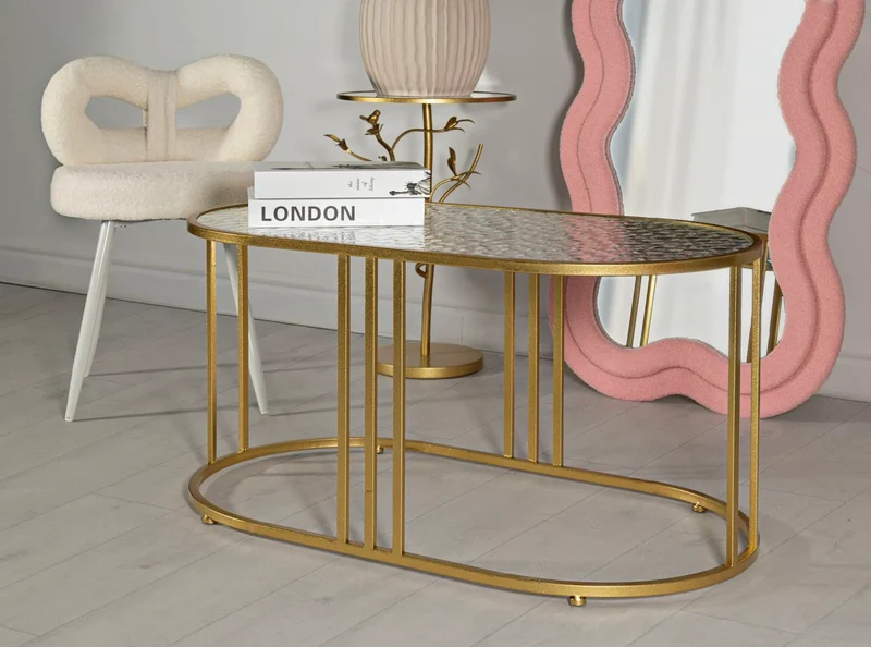 Table basse rectangulaire en verre avec pieds dorés – Style Antalia