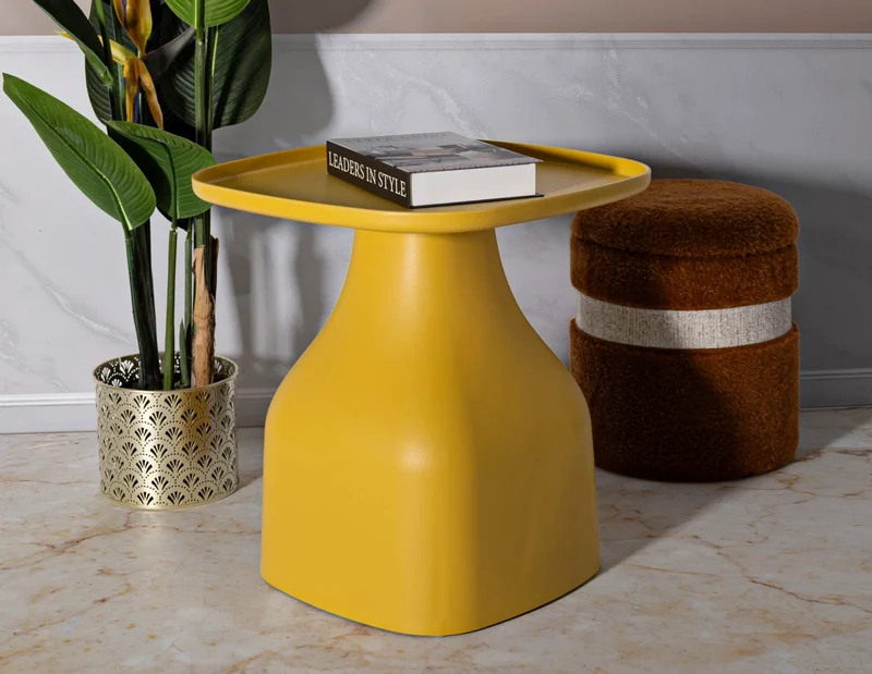Table basse ronde jaune avec piètement géométrique – Gea Modern Design