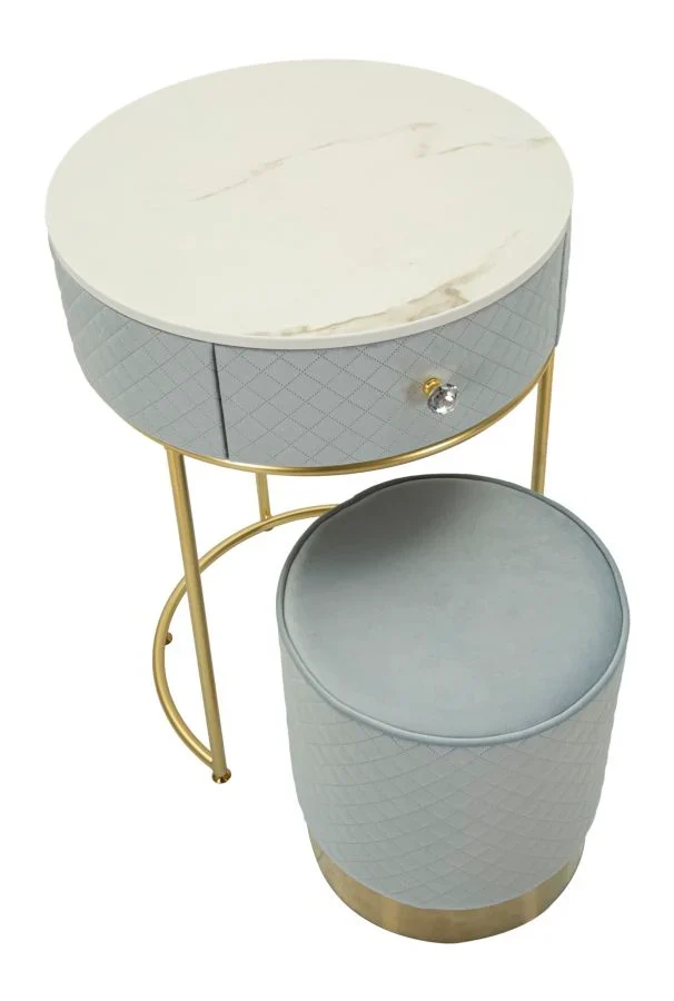 Table de chevet bleu clair avec pouf assorti et plateau en marbre – Coiffeuse Velit