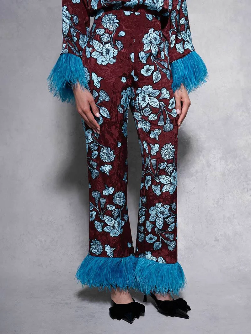 Retro Floral Print Satin Feather Sleeve Shirt