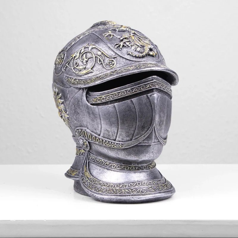 Tirelire en forme de casque médiéval de chevalier (Sculpture moulé à froid)