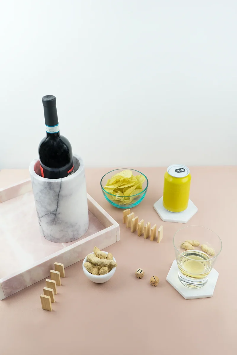Vase / Rafraîchisseur de Bouteilles en Marbre Blanc