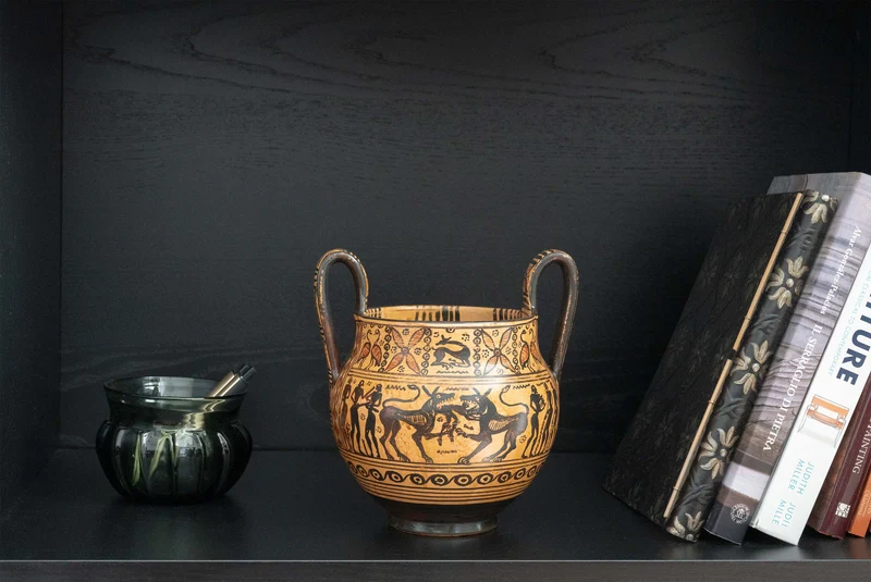 Vase Grec Géométrique avec Scène des Juments de Diomède