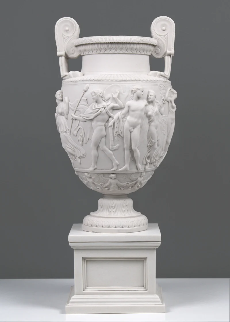 Vase Townley sur un Grand Piédestal - sculpture en marbre