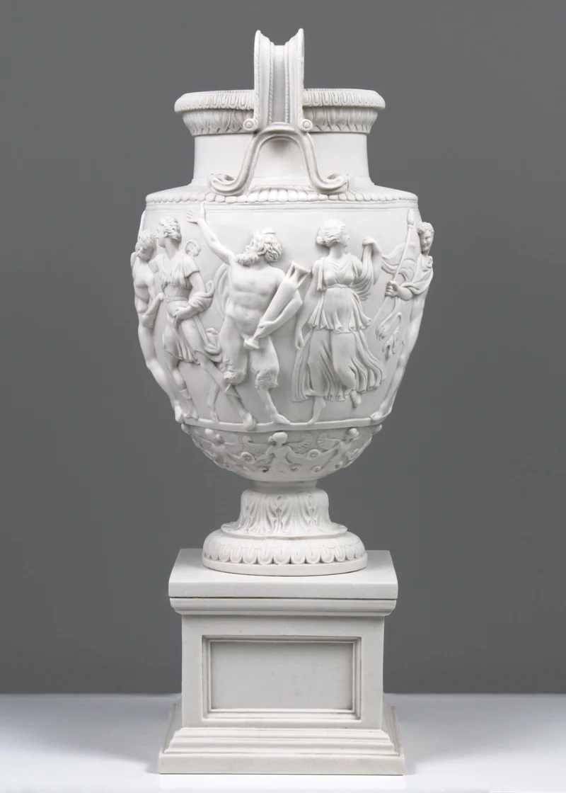 Vase Townley sur un Grand Piédestal - sculpture en marbre