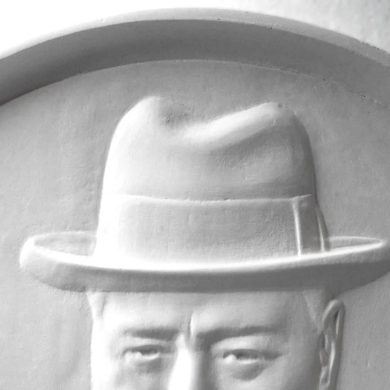 Winston Churchill avec Cigare – Bas-Relief du Bulldog Britannique de la Seconde Guerre mondiale