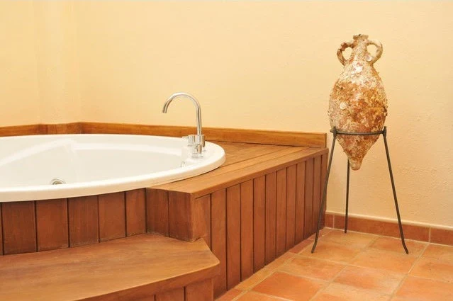 Amphore de mer antique 'Maiorica'