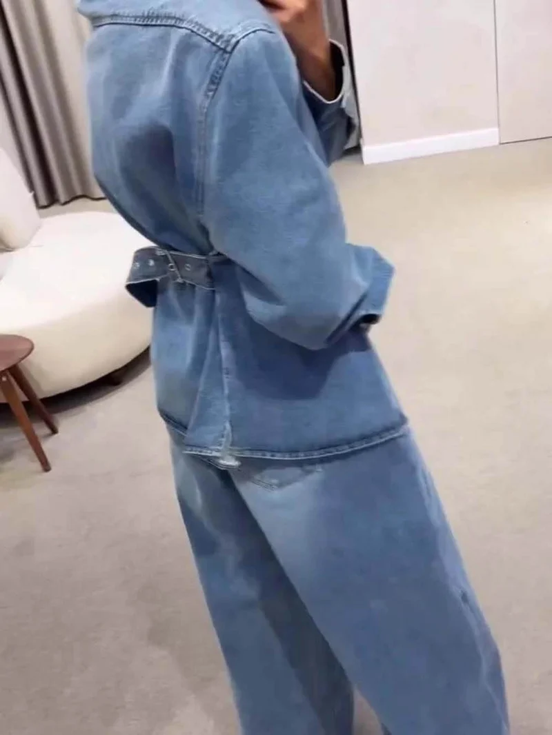 Fashionable High-Waist Pocket Wide-Leg Jeans