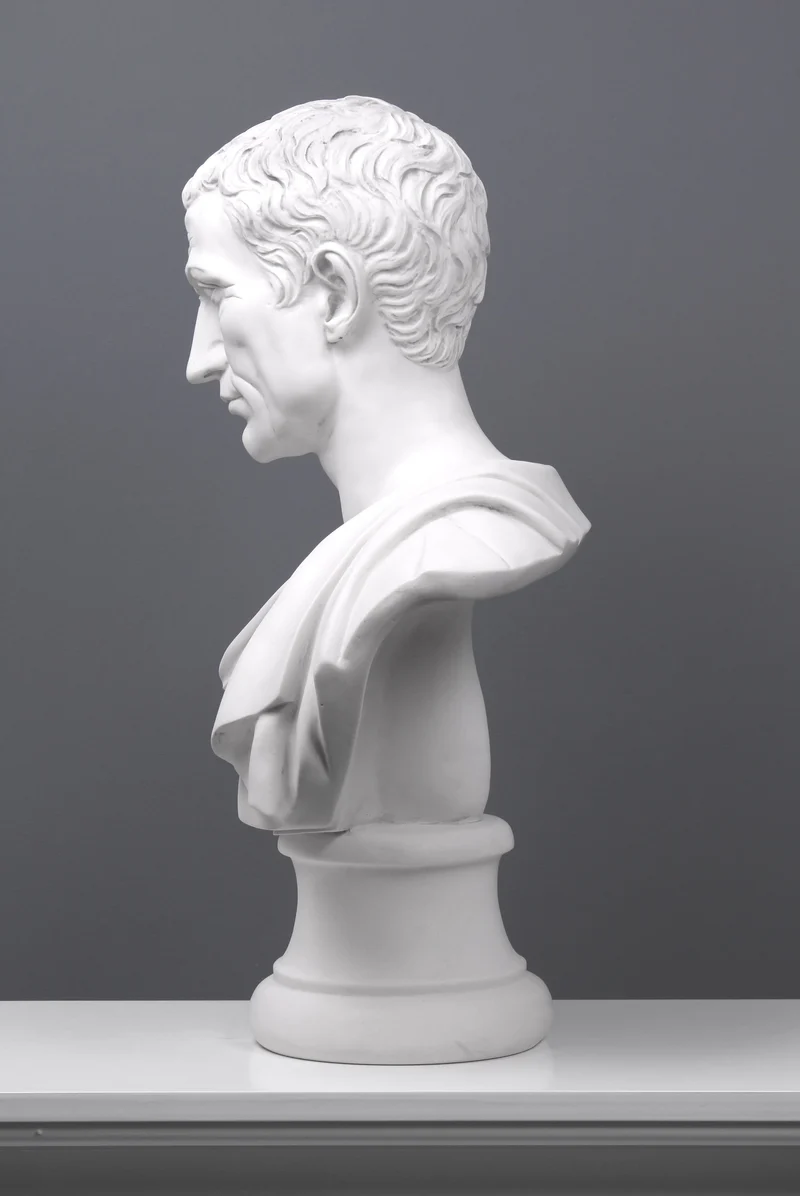 Buste de Jules César - Empereur romain - sculpture en marbre