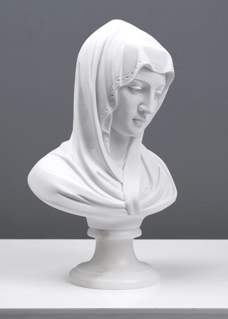 Buste de la Vierge Marie - sculpture en marbre
