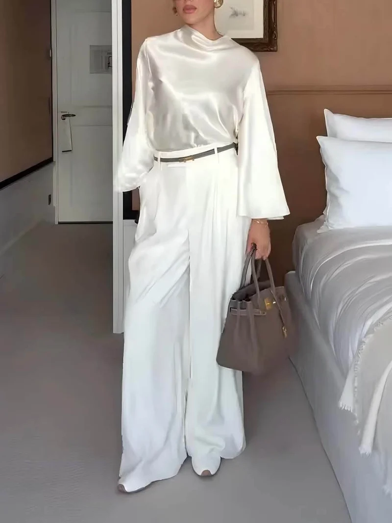 Exquisite Bell Sleeve Minimalist Satin Top