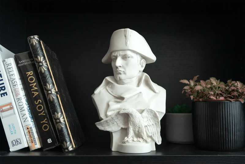 Buste de Napoléon avec Aigle - sculpture en marbre