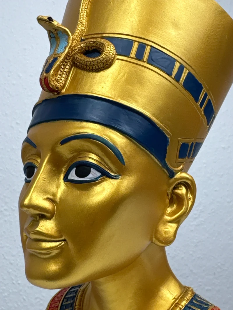 Buste de Néfertiti – Reine du Nil