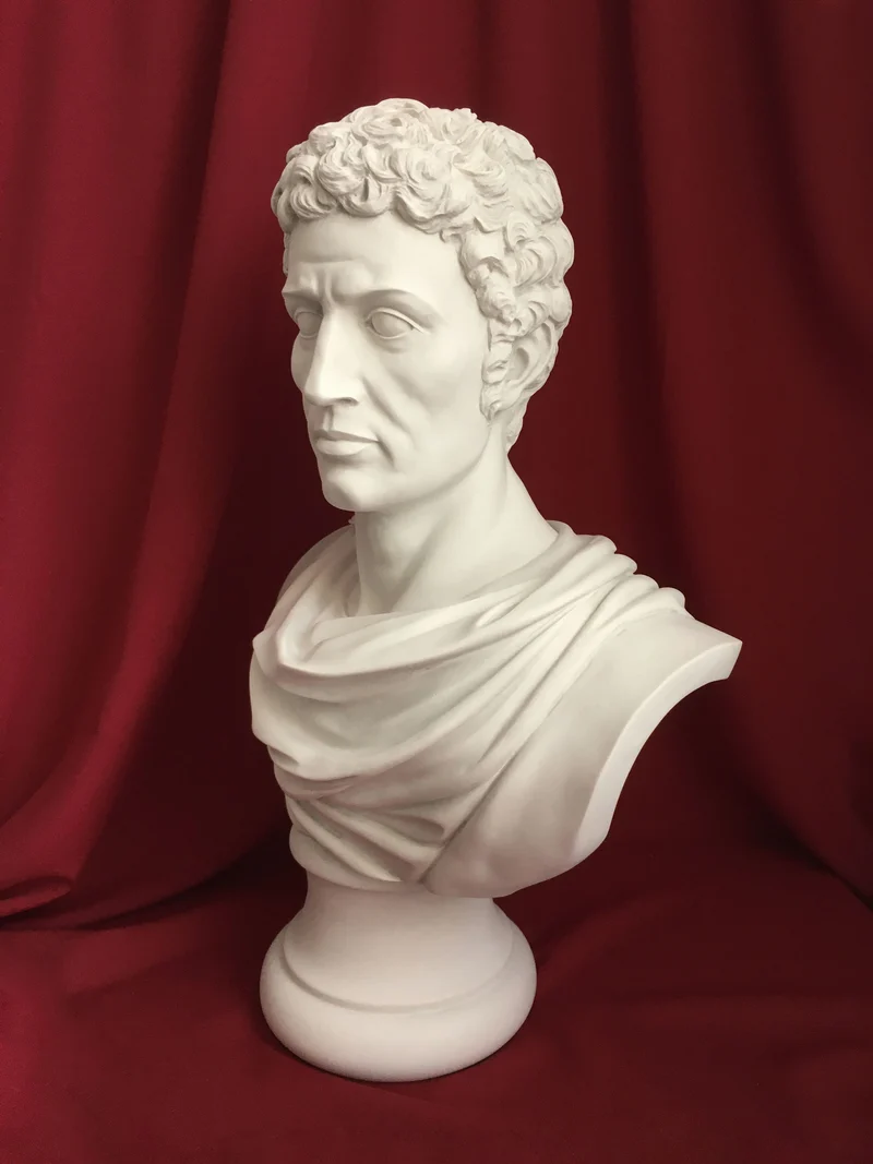 Buste de Sénateur Romain en Toge - sculpture en marbre