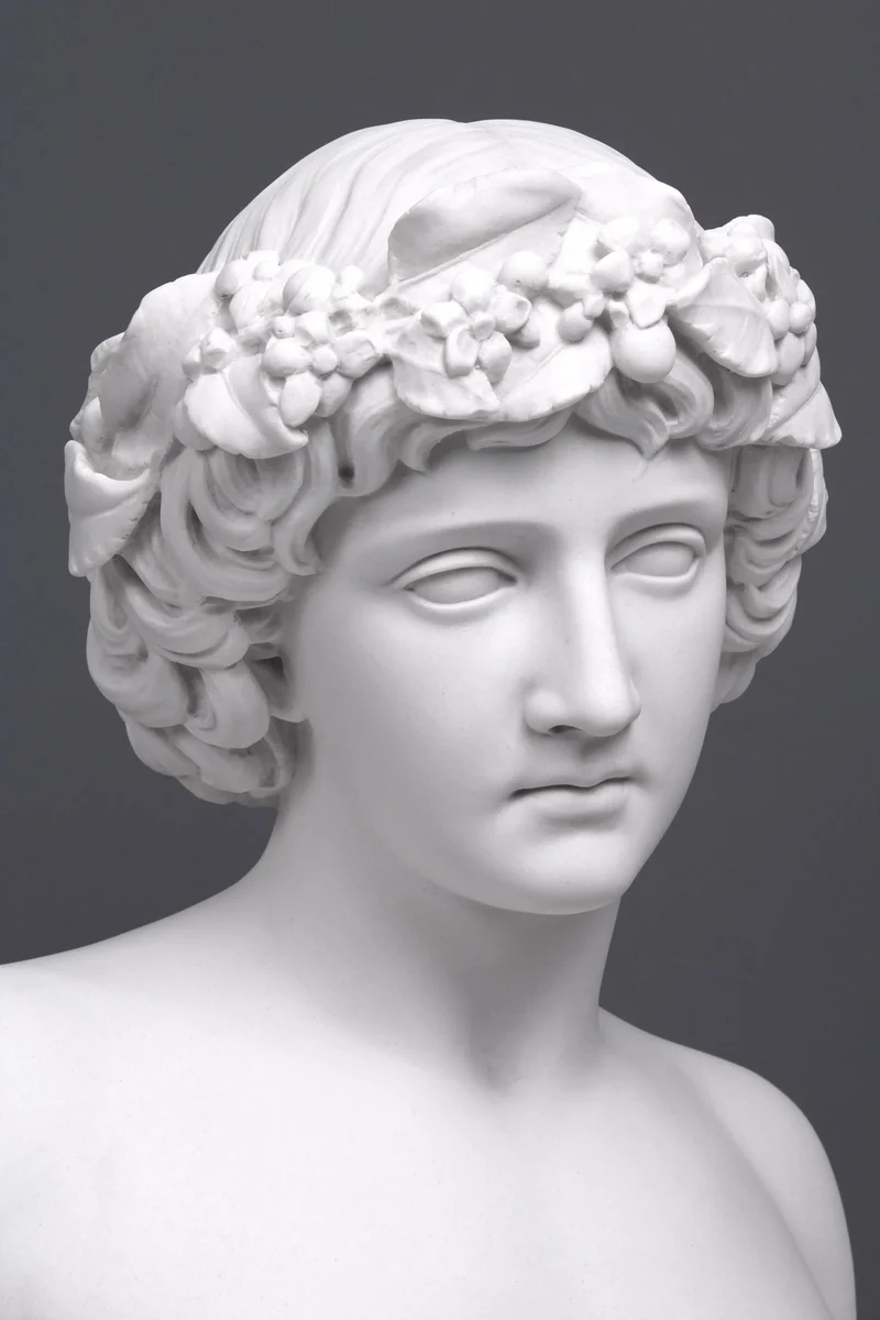 Buste Antinoüs avec Couronne Bachique - sculpture en marbre